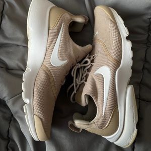 Sand Nike Fly By Prestos